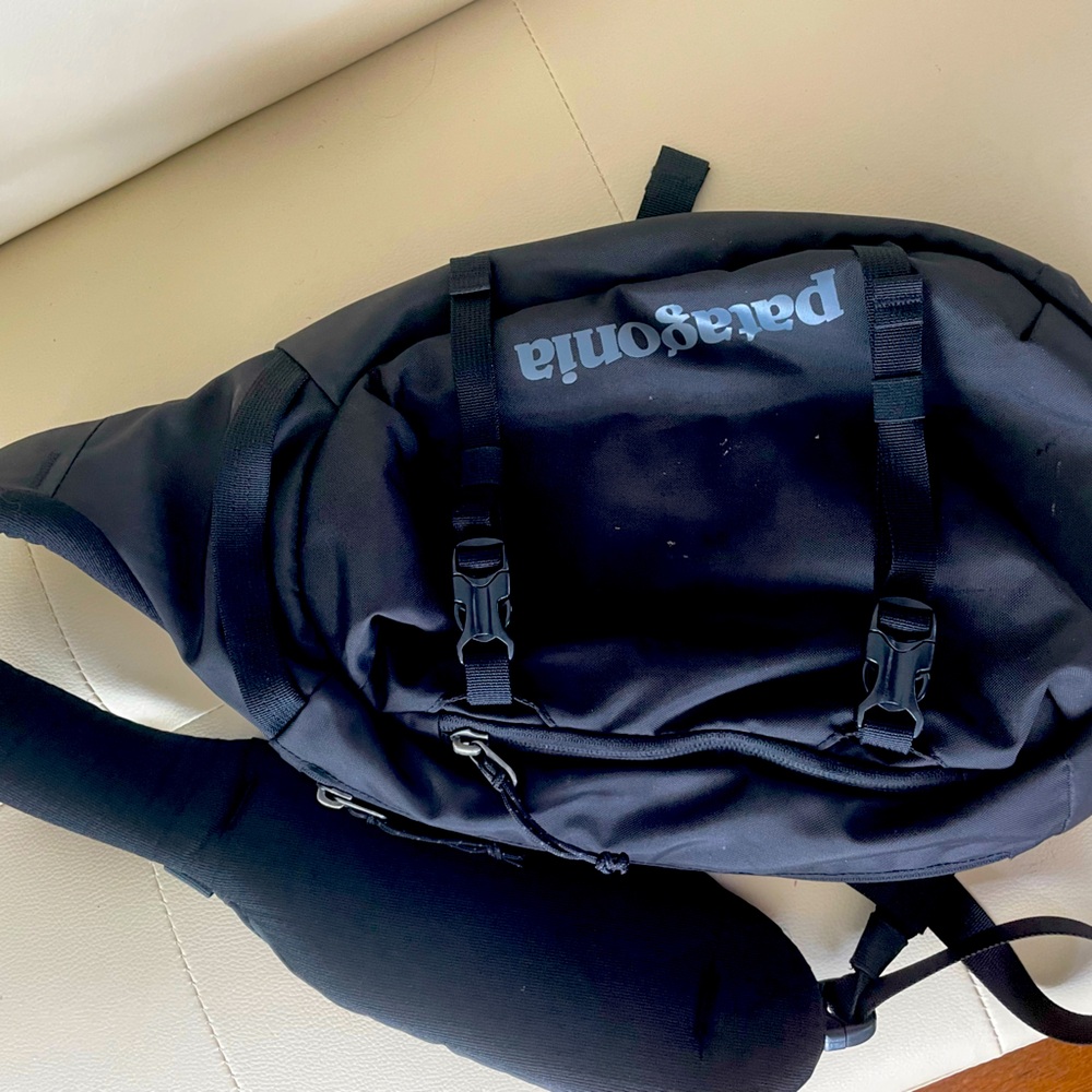 Patagonia Atom Sling Bag